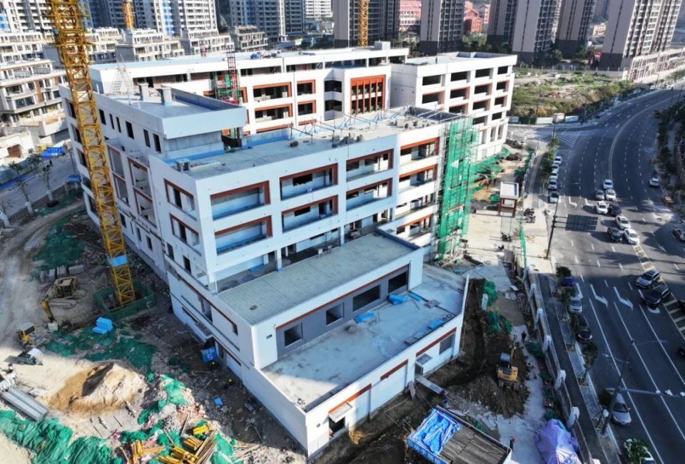 南安市區這所中學迎來改擴建，增設24個班級并建地下通道連接新老校區